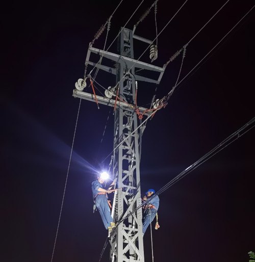 通過供電部分連夜搶修，快速康復了供電